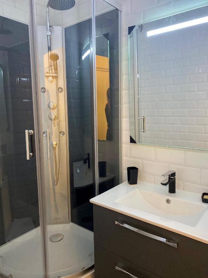 L'Appartement Du Bonheur ซานารี-ซูร์-แมร์ ภายนอก รูปภาพ