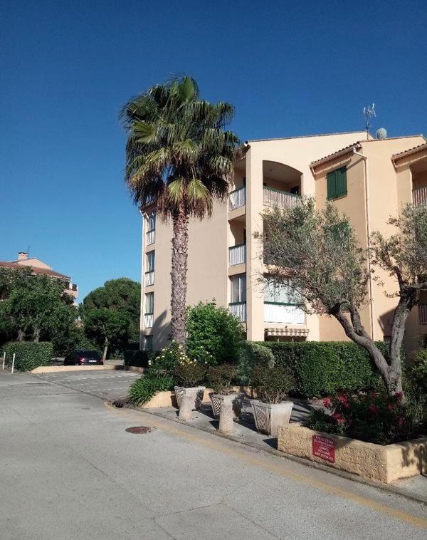 L'Appartement Du Bonheur ซานารี-ซูร์-แมร์ ภายนอก รูปภาพ
